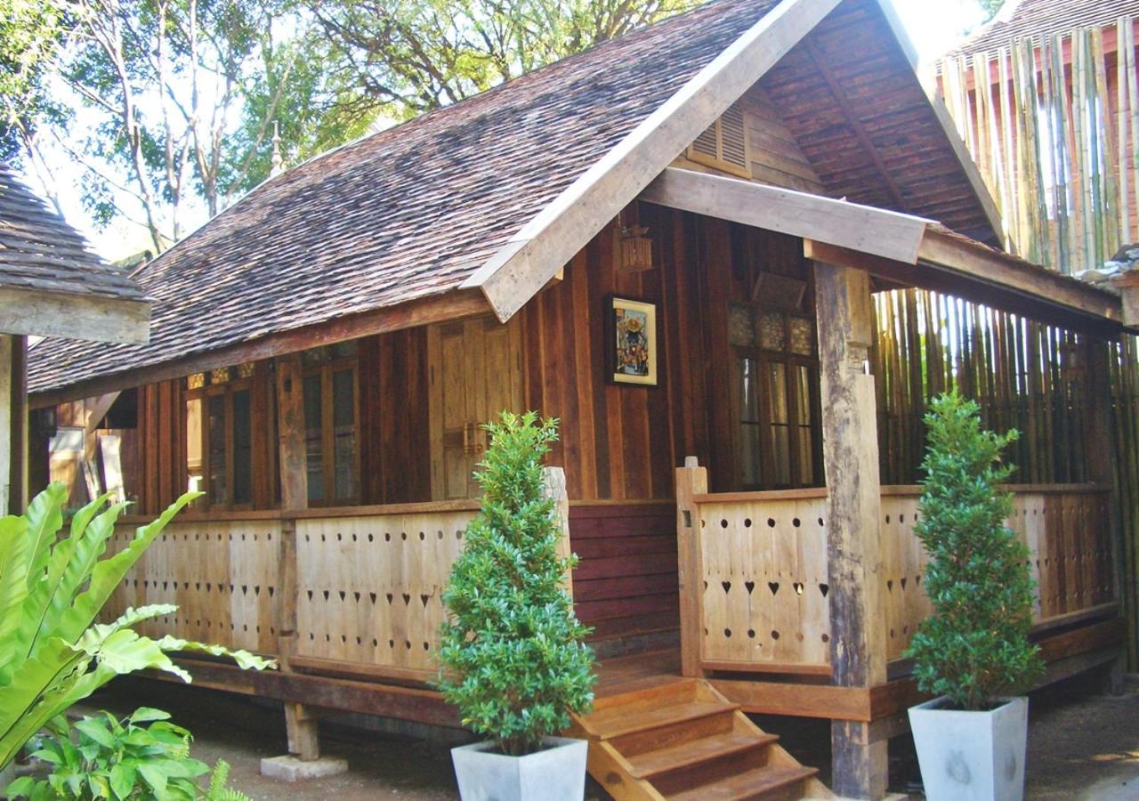 Tanita House Bed & Breakfast Chiang Mai Exterior photo